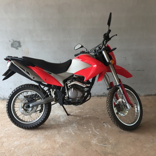 ENDURO 200