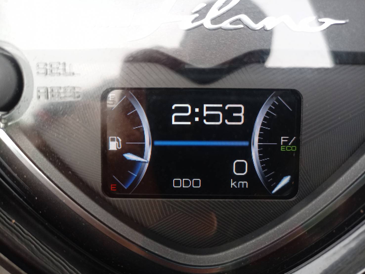 Grand Filano Hybrid Connected (ABS) 2024