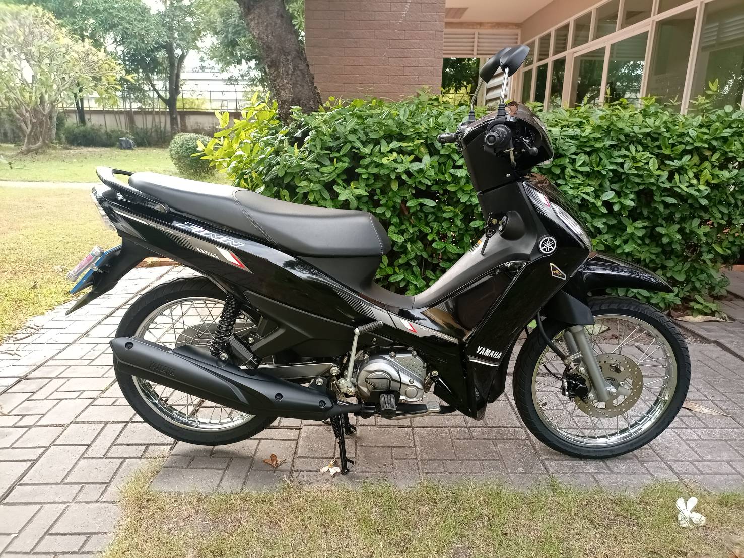 FINN 115 cc. ดิสก์เบรกหน้า สตาร์ทมือ ล้อซี่ลวด