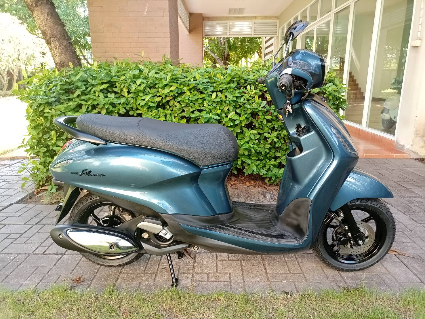 Grand Filano Hybrid ABS