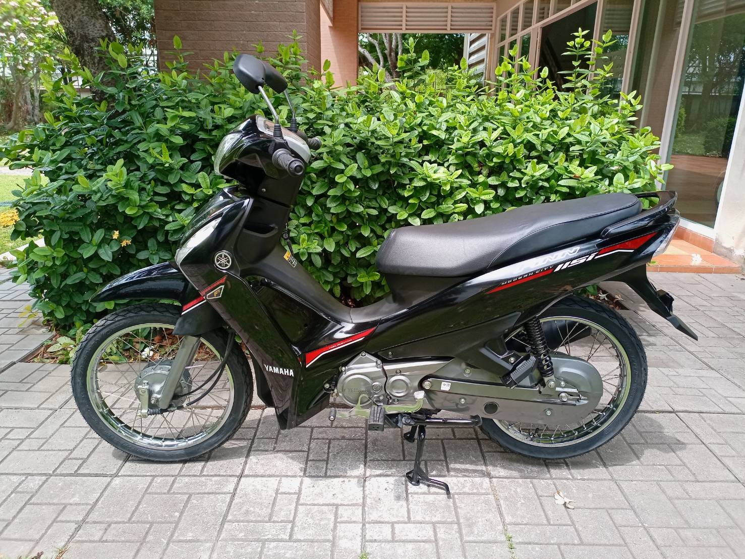 FINN 115 ดรัมเบรก สตาร์ทมือ ล้อซี่ลวด